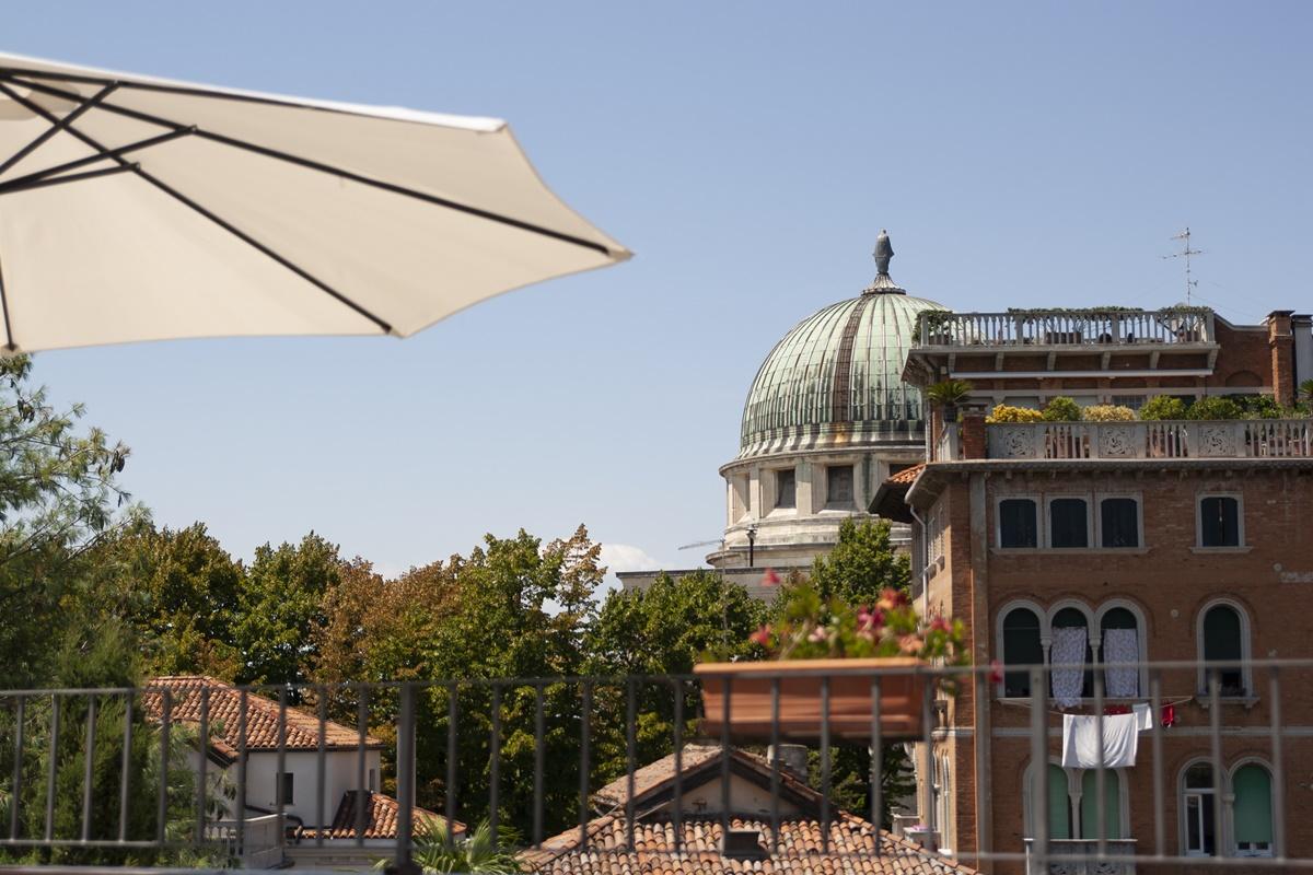 Hotel Villa Edera Lido di Venezia Bagian luar foto